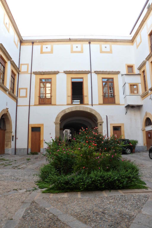 Home Resuttano Palermo Exterior photo